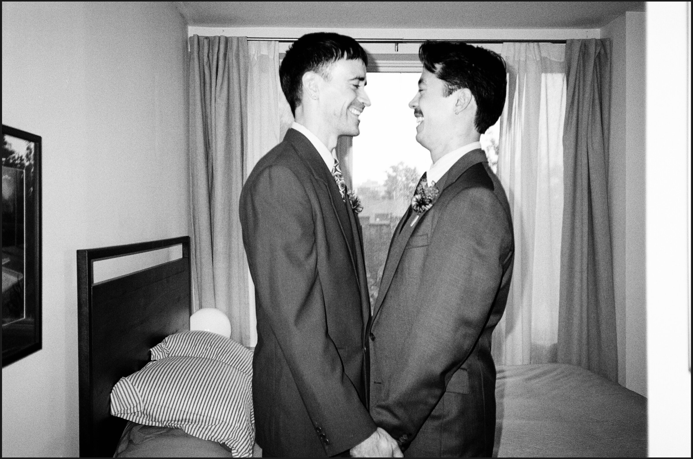 Jackson and Alistair wedding, captured on film by Lana Dubkova, photo 10